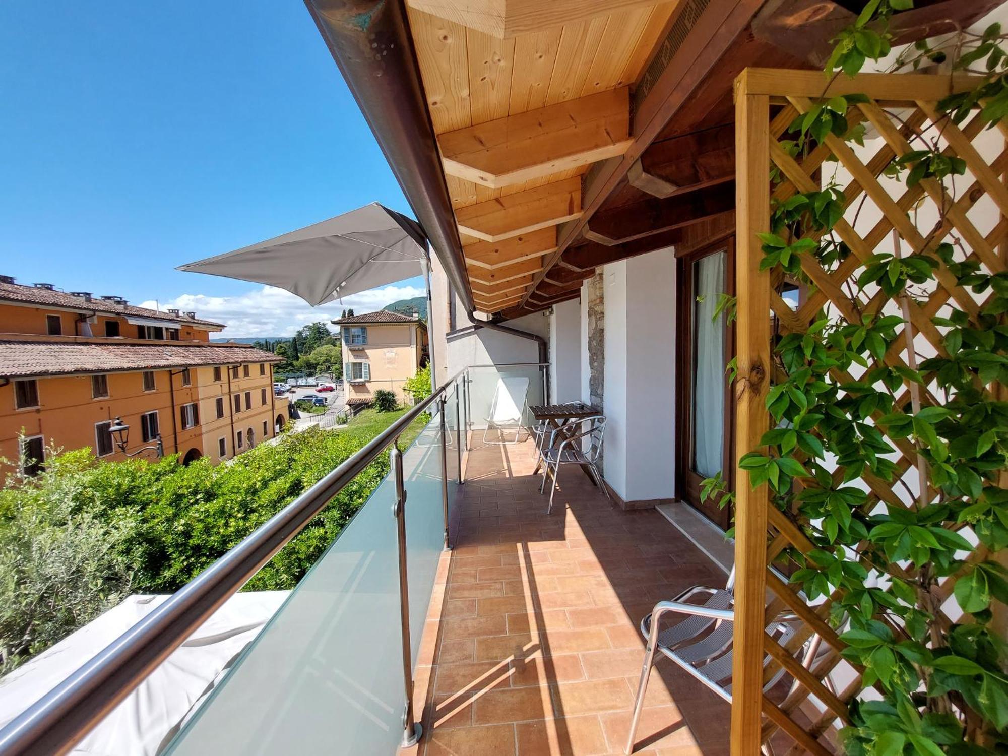 Pizzocolo Resort Fasano Gardone Riviera Exteriör bild