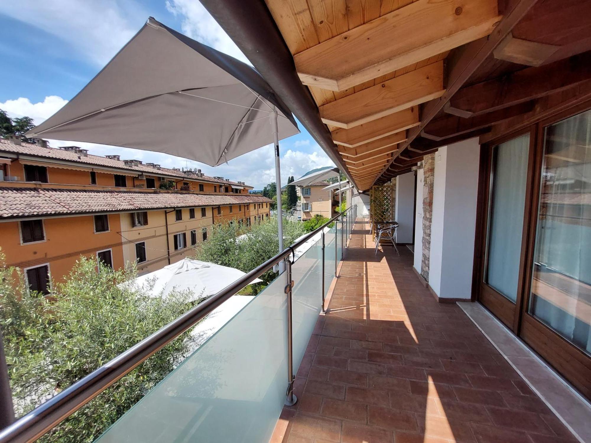 Pizzocolo Resort Fasano Gardone Riviera Exteriör bild